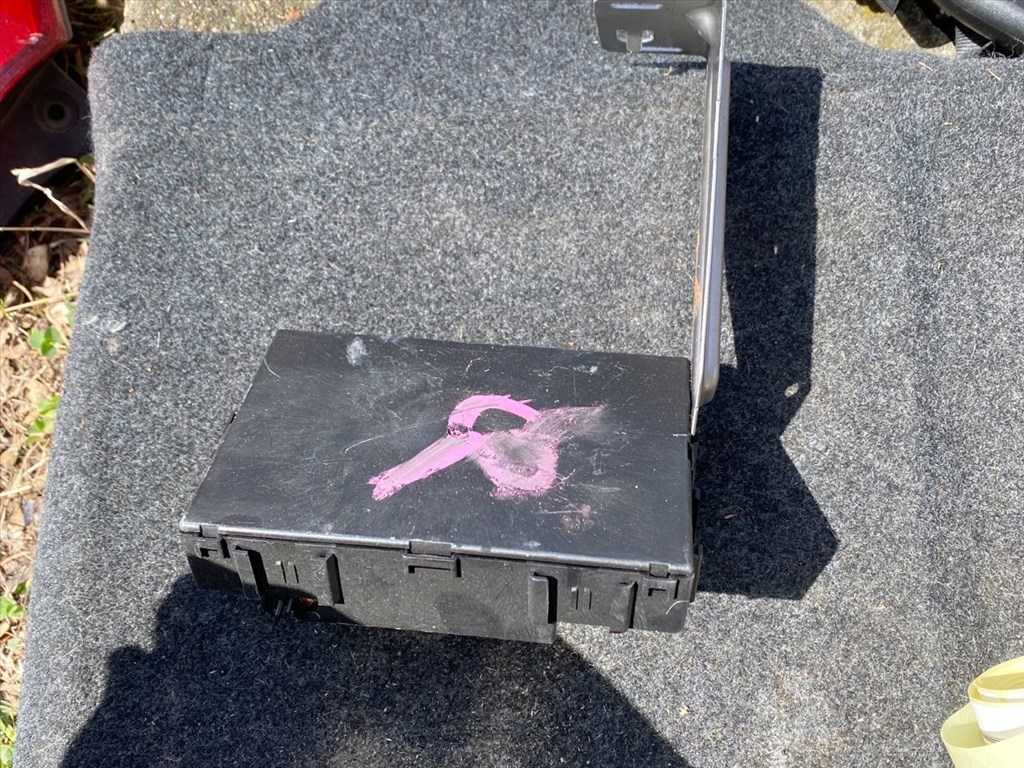 NISSAN QASHQAI / QASHQAI PLUS 2 J10, JJ10 Biztosítéktábla Utastér 3. kép