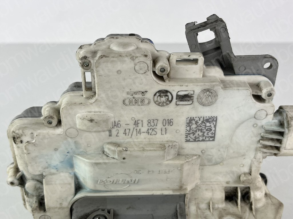 AUDI A6 C6 (4F2) Jobb első ajtó zár (4F1837016) 2. kép