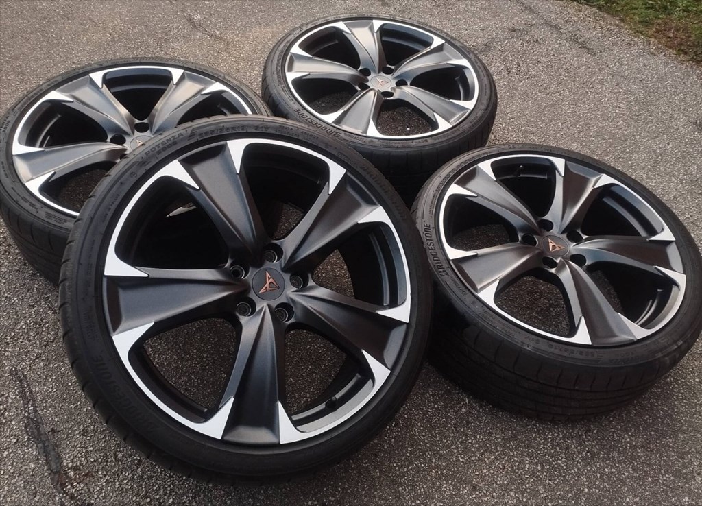 5x112 19 Cupra gyári felni - Bridgestone 235/35 r19 " VW Skoda Seat 2. kép