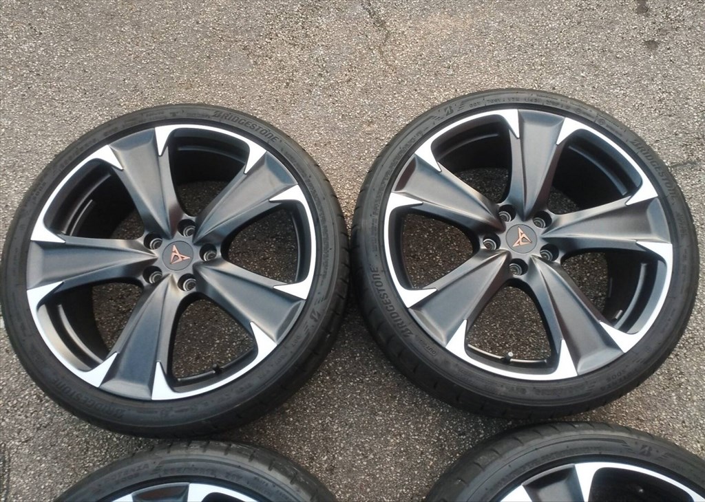 5x112 19 Cupra gyári felni - Bridgestone 235/35 r19 " VW Skoda Seat 6. kép