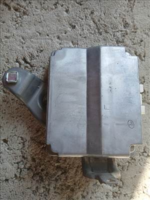Lexus GS 450h biztonsági őv vezérlő modul 89815-30090
