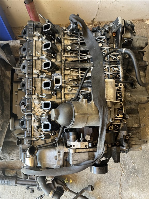 BMW 3-as sorozat, BMW 5-ös sorozat, BMW X5, BMW 7-es sorozat Bmw 306D3 motorkódú motor M57N2  2. kép