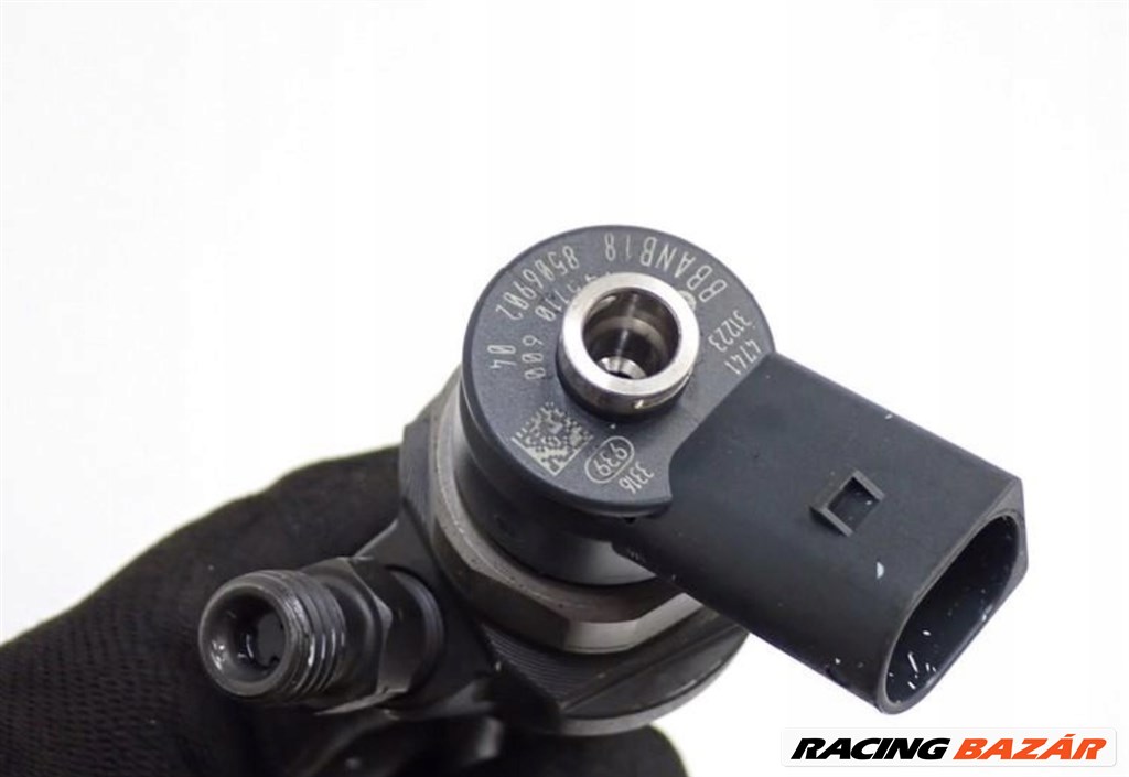 Toyota Verso 1.6 D-4D  N47C16A 1.6 D-4D porlasztó 8506902 0445110600 3. kép