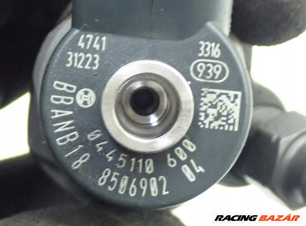 Toyota Verso 1.6 D-4D  N47C16A 1.6 D-4D porlasztó 8506902 0445110600 4. kép