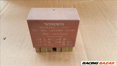 Volvo 6849364 850 központizár relé