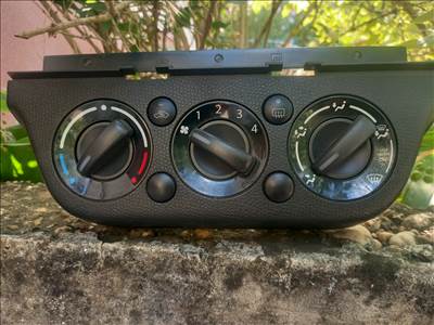 Suzuki Swift V fűtés állító panel 