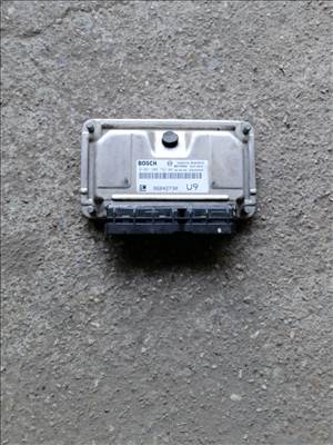 Chevrolet Captiva Motorvezérlő 96842730