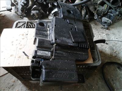 Renault Scénic III dCi 130 FAP mélynyomó  281313216r