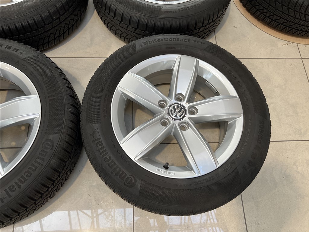 (2176) Volkswagen 16 gyári alufelni felni, 5x112, 205/60 gumi, Touran 4. kép