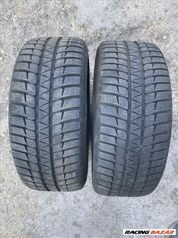  2 db 225/45 17" használt Sumitomo téli gumi 1. kép