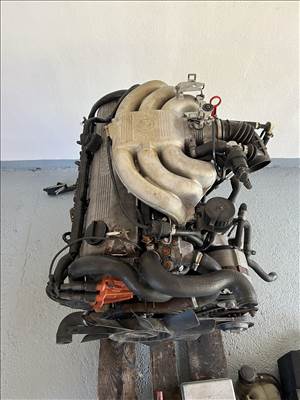 BMW M20B25 motor