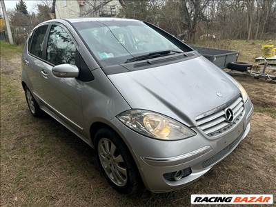 Mercedes A 200 CDI W169 jobb első ablak üveg 