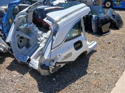 Opel Astra K kombi Jobb hátsó negyed