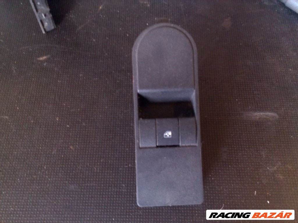 Opel Zafira B Jobb első Ablakemelő Kapcsoló 721 ,  13205870 1. kép