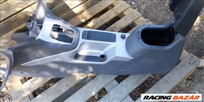 Ford Kuga Mk1 kardánbox ( könyöklő)