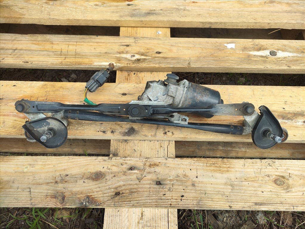 Hyundai i20 (PB) első ablaktörlő szerkezet motorral  981101j000 1. kép