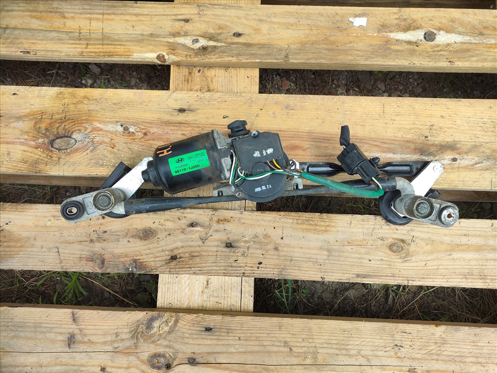 Hyundai i20 (PB) első ablaktörlő szerkezet motorral  981101j000 2. kép