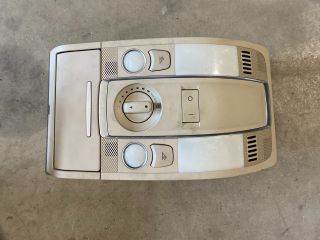 Audi A6 (C6 - 4F) AUDI A6 C6 Beltér Világítás Első