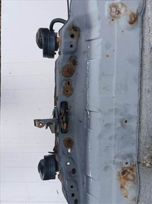 Lexus is 220d zár híd közép