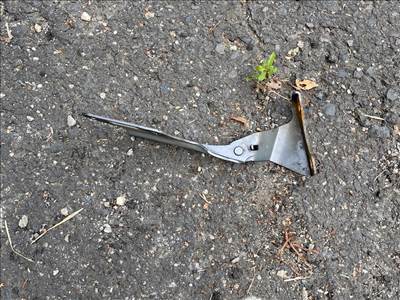 HONDA CR-V II RD_ Motorháztető Bal Zsanér