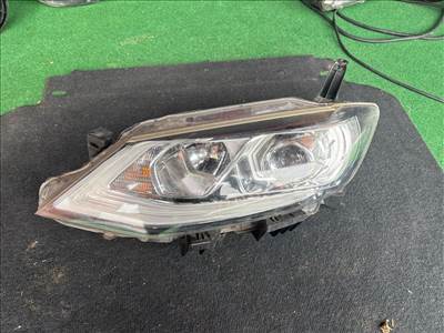 NISSAN PULSAR C13 Bal Fényszóró