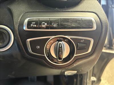 Mercedes C-osztály W205 világítás kapcsoló 