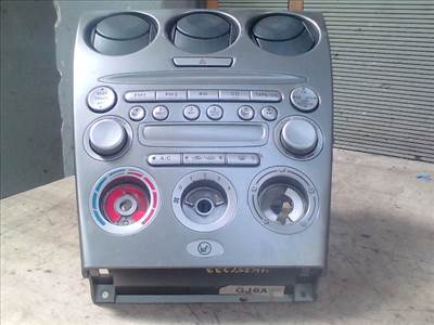 MAZDA 6 02-05 Autórádió