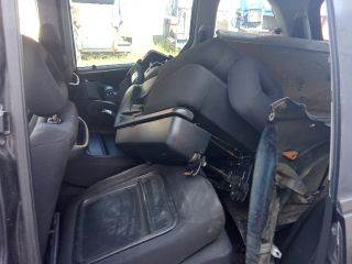 MAZDA MPV II (LW) Csomagtérajtó Kárpit