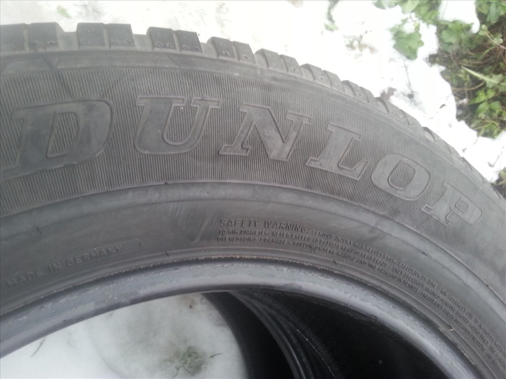  235/65R17 Dunlop SP Winter Sport 3D AO használt téli gumi 2 db 4. kép
