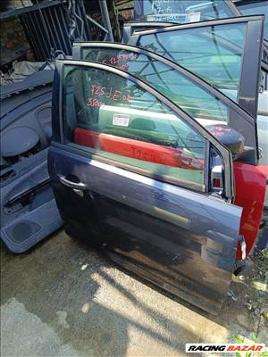 Ford Focus Mk2 Jobb első ajtó  fmk25