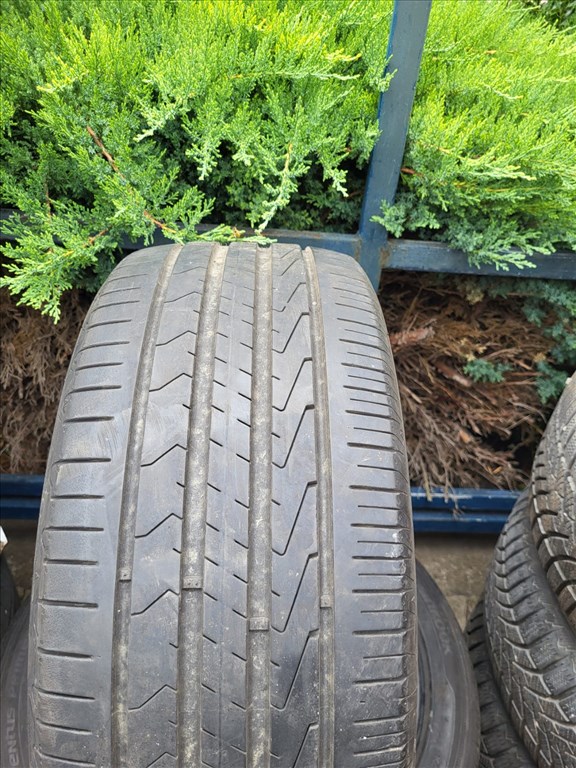 235/45 R18 Hankook Ventus Prime 3 94V | 5,5mm | 2db | DOT: 4917 1. kép