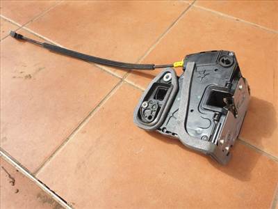 Opel Astra K Bal hátsó ajtózár AUD 13507143