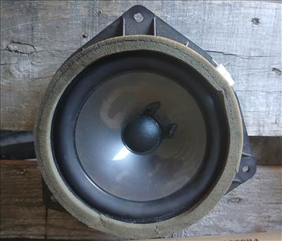 Lexus IS 250 bal első közép hangszóró 