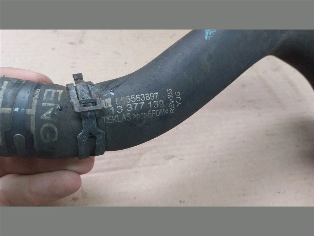 Opel Astra K 1.0 DI Turbo ecoFlex Start&Stop Vízcső 9062 ,  1377139 3. kép