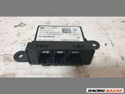 Opel Insignia B Tolatóradar elektronika  84211899