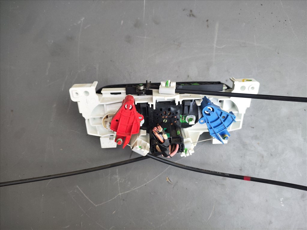 Dacia Duster I fűtéskapcsoló  4. kép