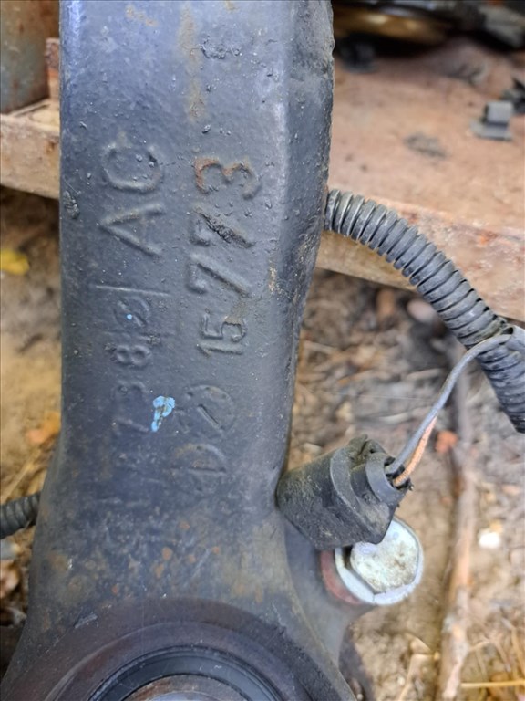 Audi A4 (B5 - 8D) csonkállvány  2. kép