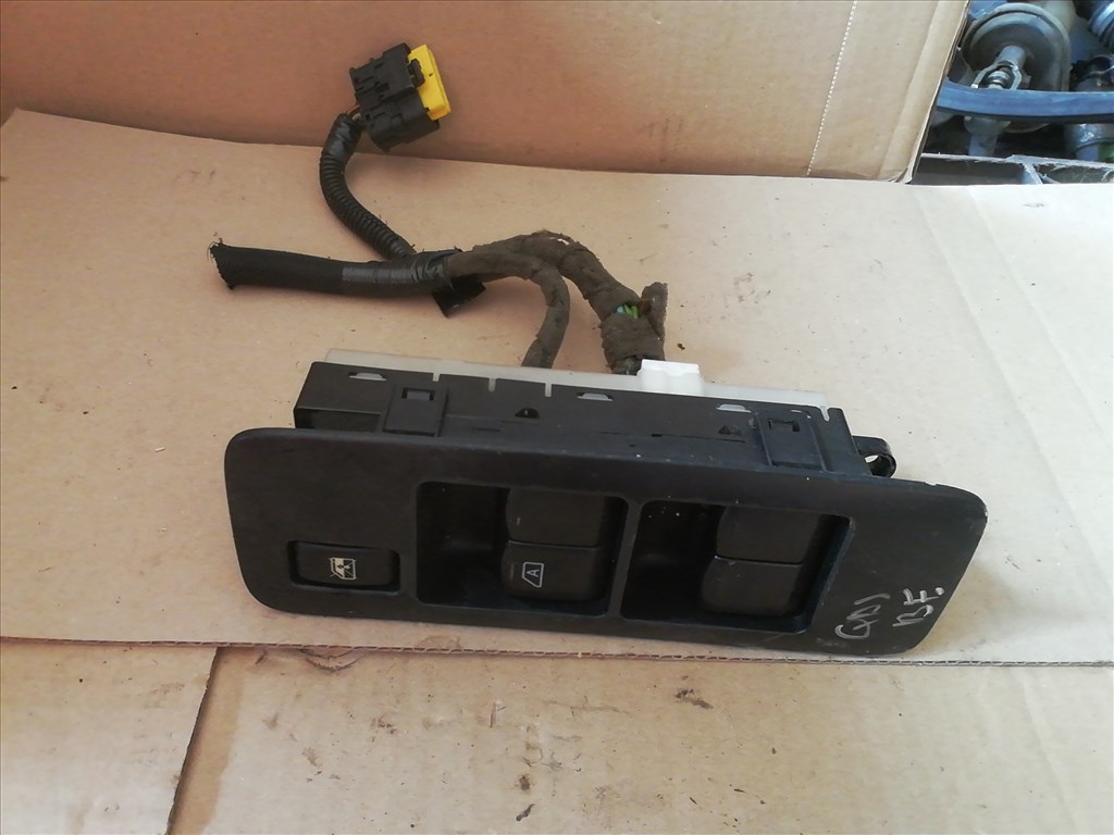 Nissan Qashqai (J10) Bal első Ablakemelő kapcsoló  1. kép
