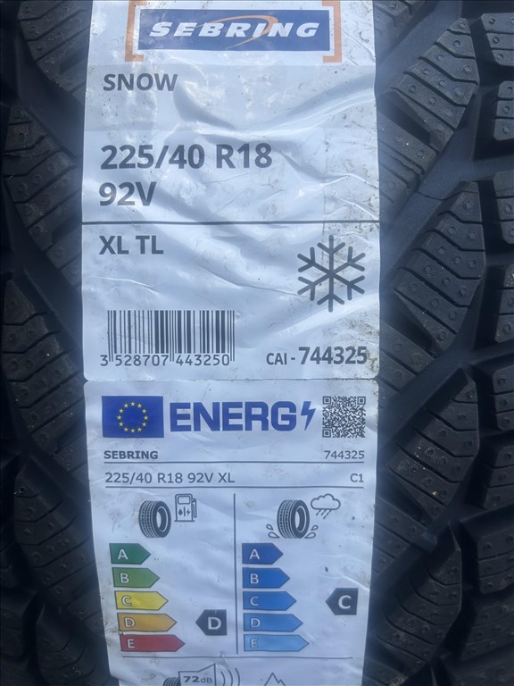 4db 225/40×18″ Sebring téli új gumiabroncs. (3691382) 2. kép