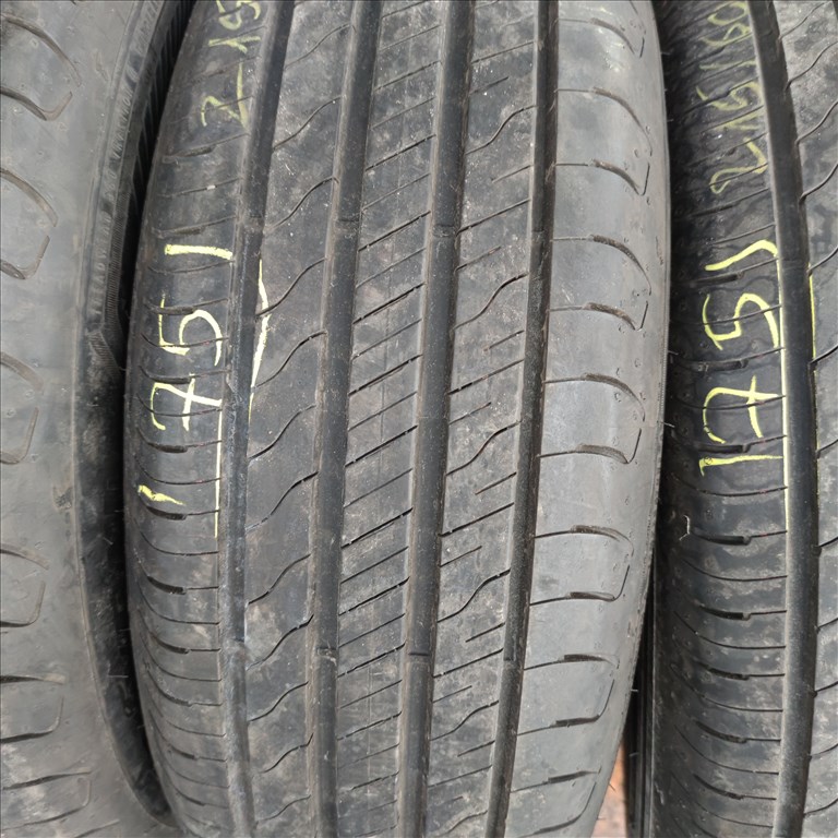 215/60 R17 ÚJ!! Goodyear nyári gumi 99000ft a 4db/75/ 3. kép