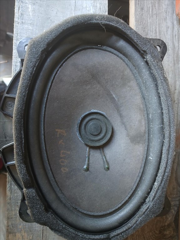 Lexus RX 400h bal első marklevinson mély hangszóró  1. kép