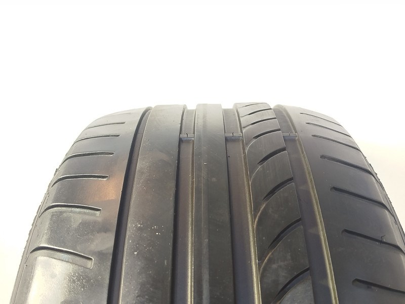 Dunlop Sport Maxx TT 235/55 R17  1. kép
