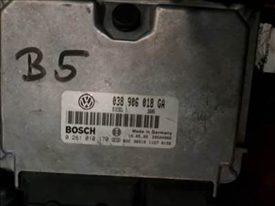 Volkswagen Passat B5 motorvezérlő  038906018ga
