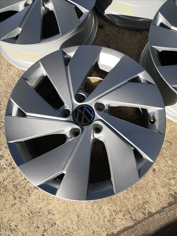 5x112 17 Gyári Volkswagen alufelni 145000ft a 4db/13/ 4. kép