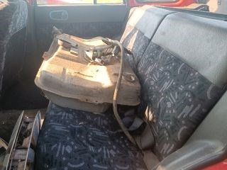 SUZUKI SWIFT II Ferdehátú (EA, MA) Jobb első Ülés 7. kép