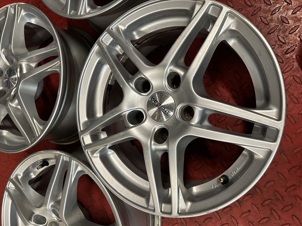  5x112 Dezent 6,5x15" ET38 használt alufelni garnitúra 1. kép