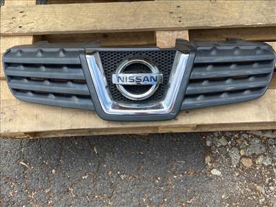 NISSAN QASHQAI / QASHQAI PLUS 2 J10, JJ10 Hűtőrács