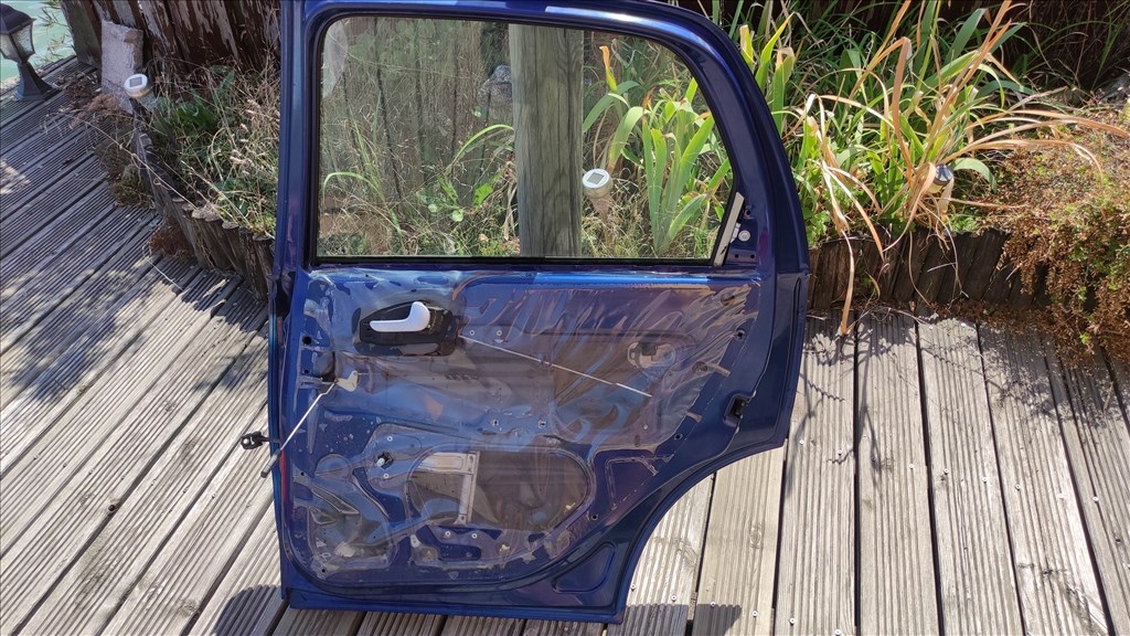 Opel Corsa C jobb hátsó ajtó  2. kép