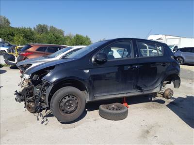 Hyundai i20 (PB) komplett csavaros eleje  g4la8m075521