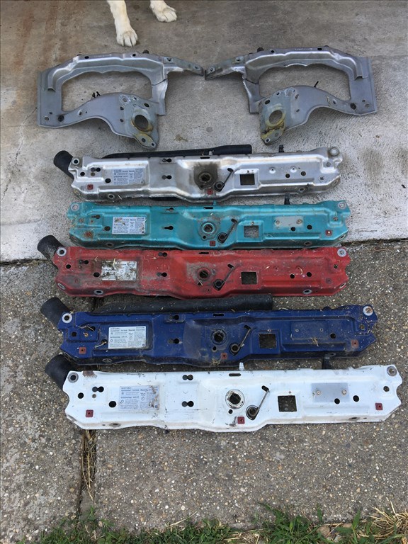 Opel Corsa C, Opel Combo C homlokfal zárhíd lámpakeret 2. kép